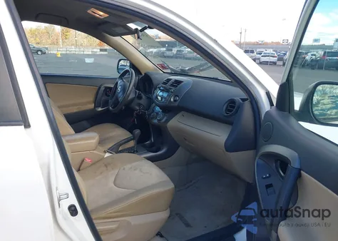 2011 Toyota Rav4 из США, поврежденный, VIN 2T3BF4DV4BW147067